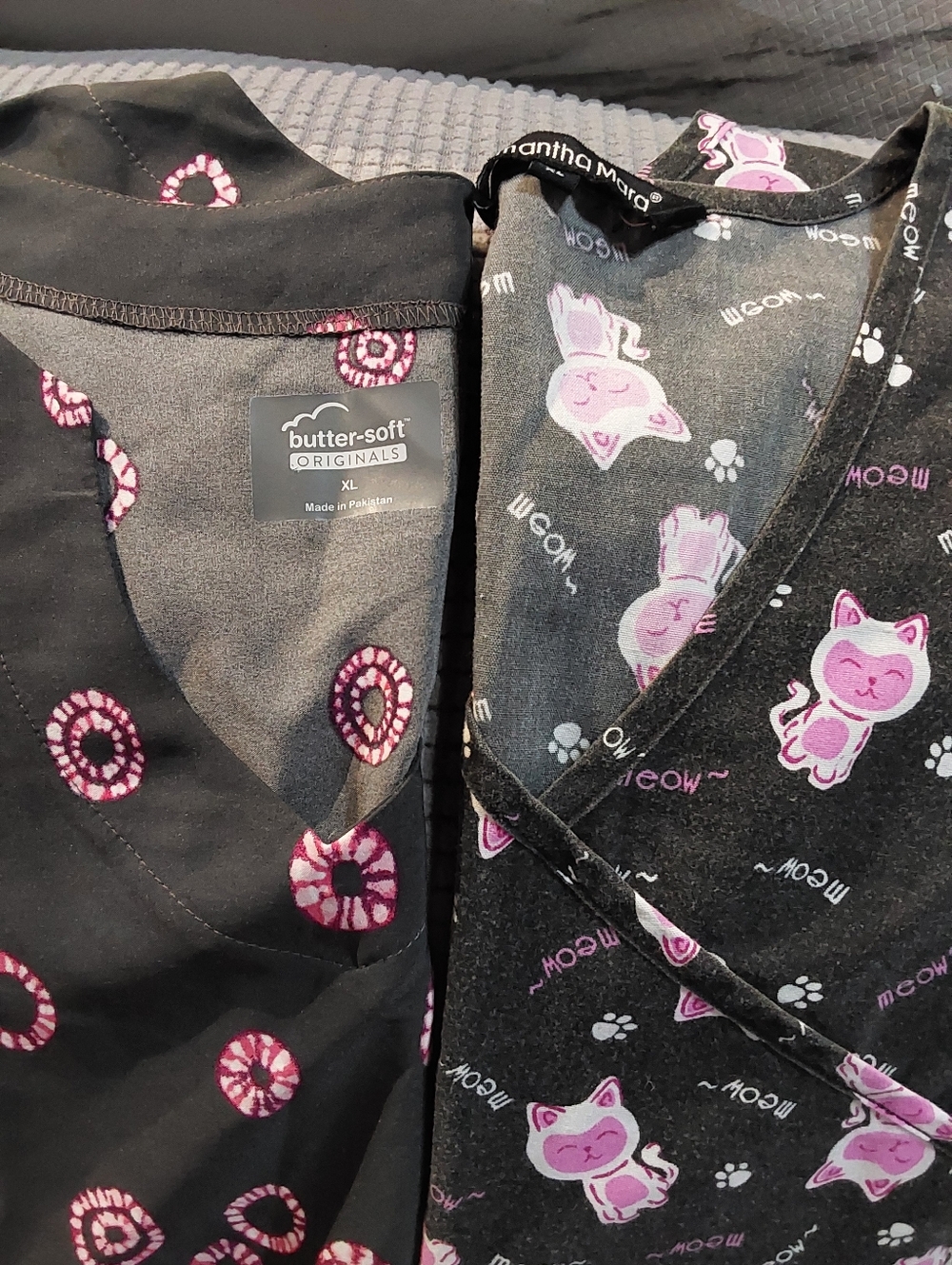 Butter-Soft & Samantha Marc Scrub Top XL.